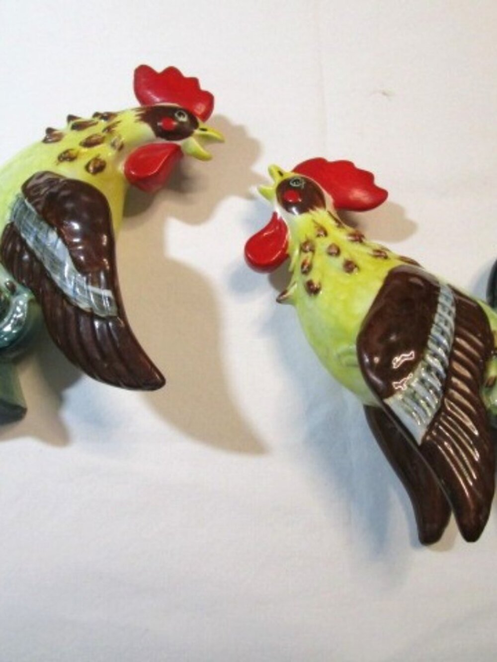 Pair Of Vintage Rooster Ceramic Wall Pocket Planter Shelf Sitters